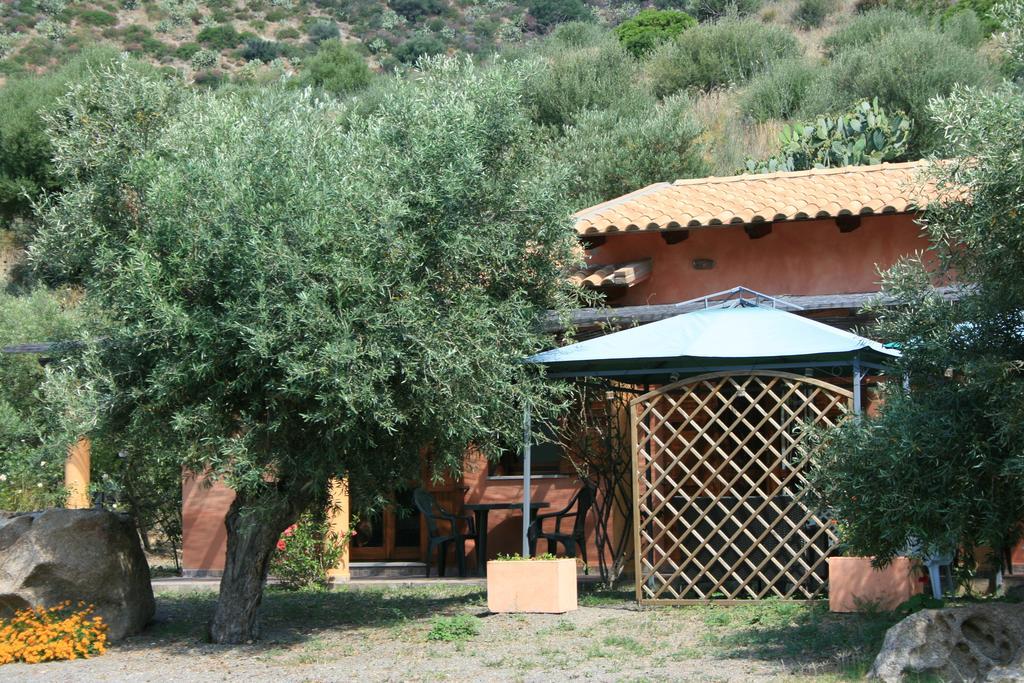 Sumindulau Bed & Breakfast Torre delle Stelle Eksteriør bilde